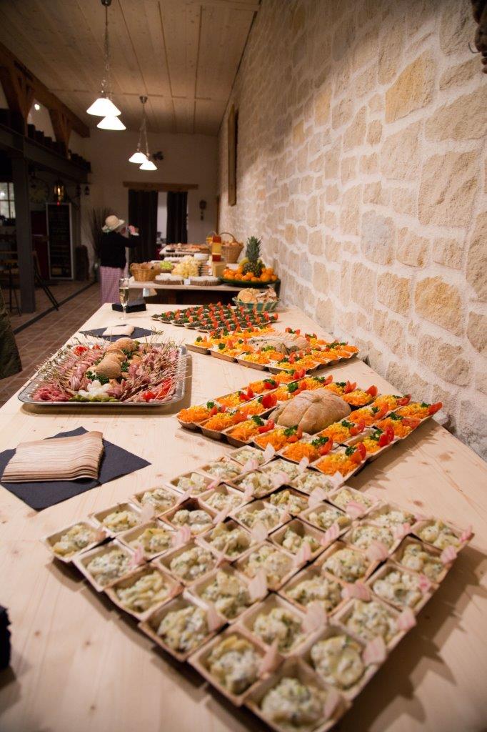 9 m de buffet dînatoire
